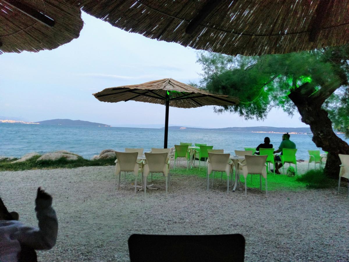 Lovely Apartments Kastela Bagian luar foto
